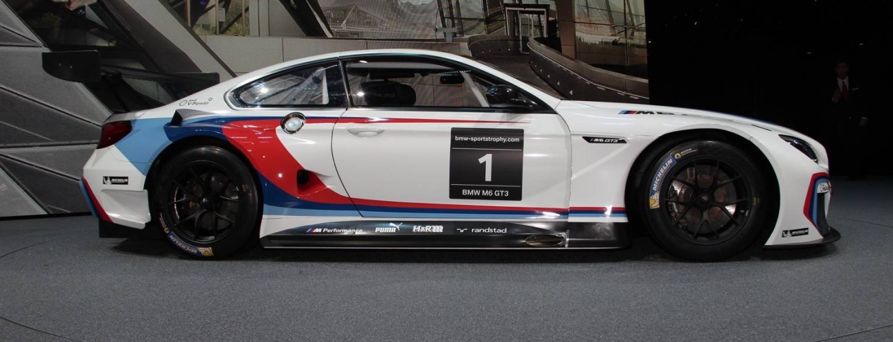 BMW M6 GT3: debutto ufficiale al Salone di Francoforte 2015.